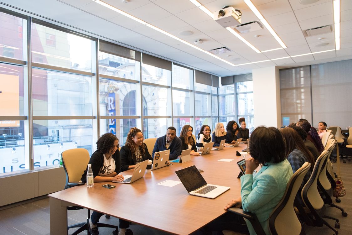 B2B marketing team presenting a content strategy